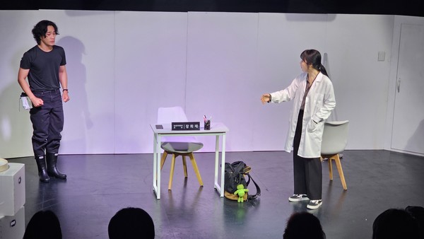 웰메이드 미스터리 심리극  '불청객' 한 장면. 서홍석 제공